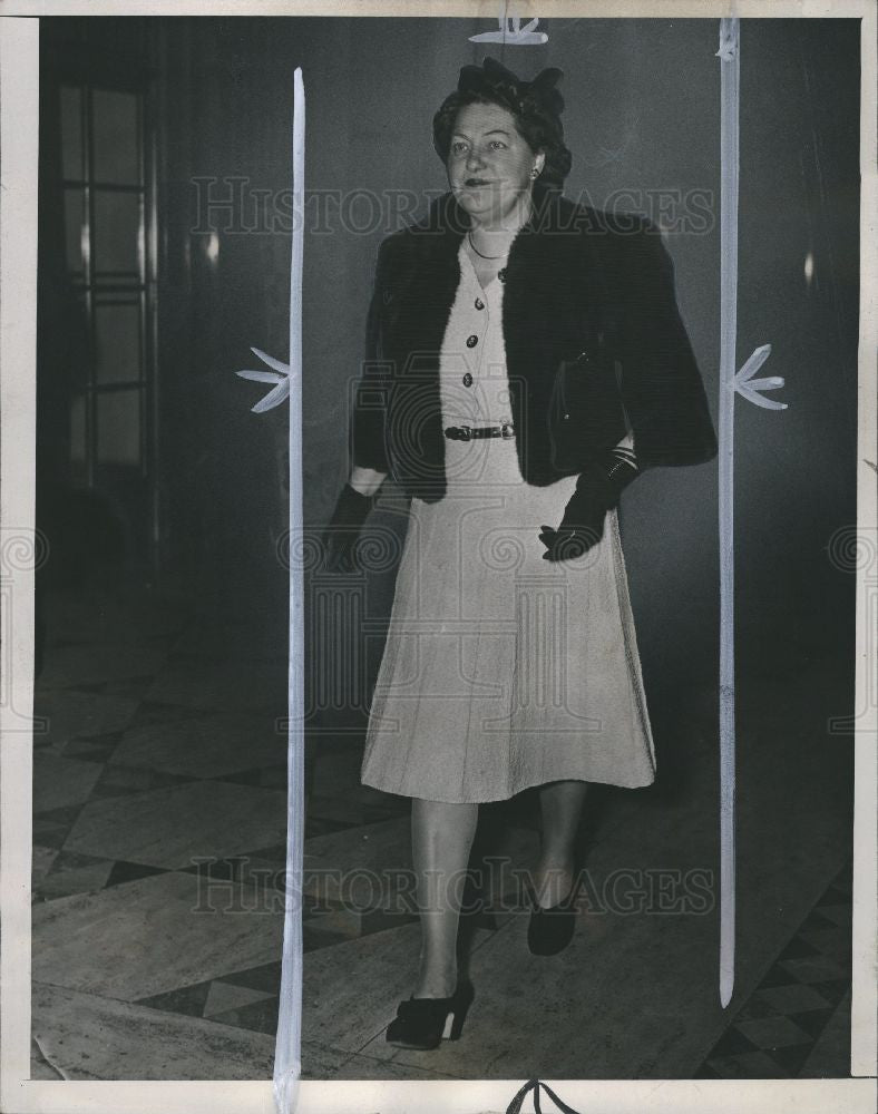 1943 Press Photo Mrs. George slocum - Historic Images