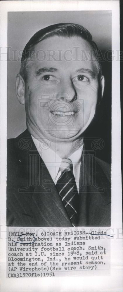 1951 Press Photo Clyde B Smith coach Indiana University - Historic Images