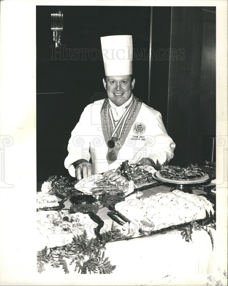 1987 Press Photo CHEF FRANK SMITH HOTEL PONTCHARTRAIN - Historic Images
