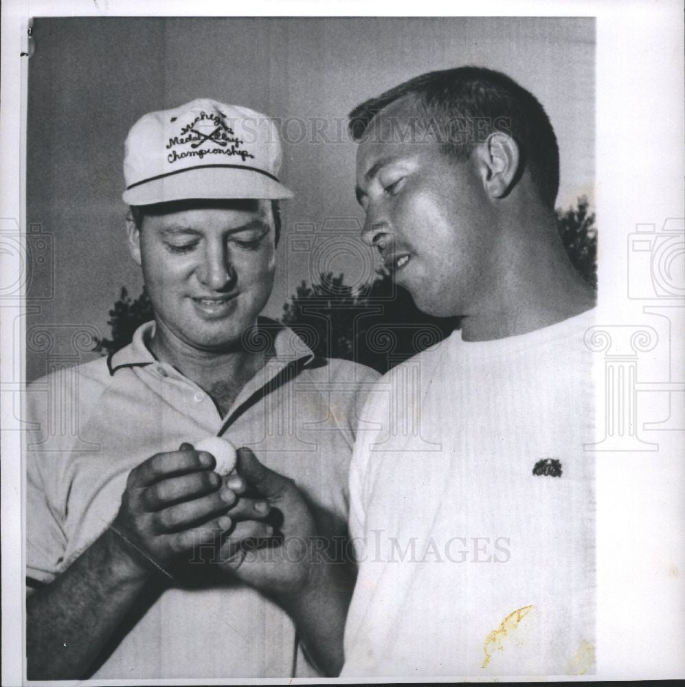1959 Press Photo golf champions Ben Smith Bob McMasters - Historic Images