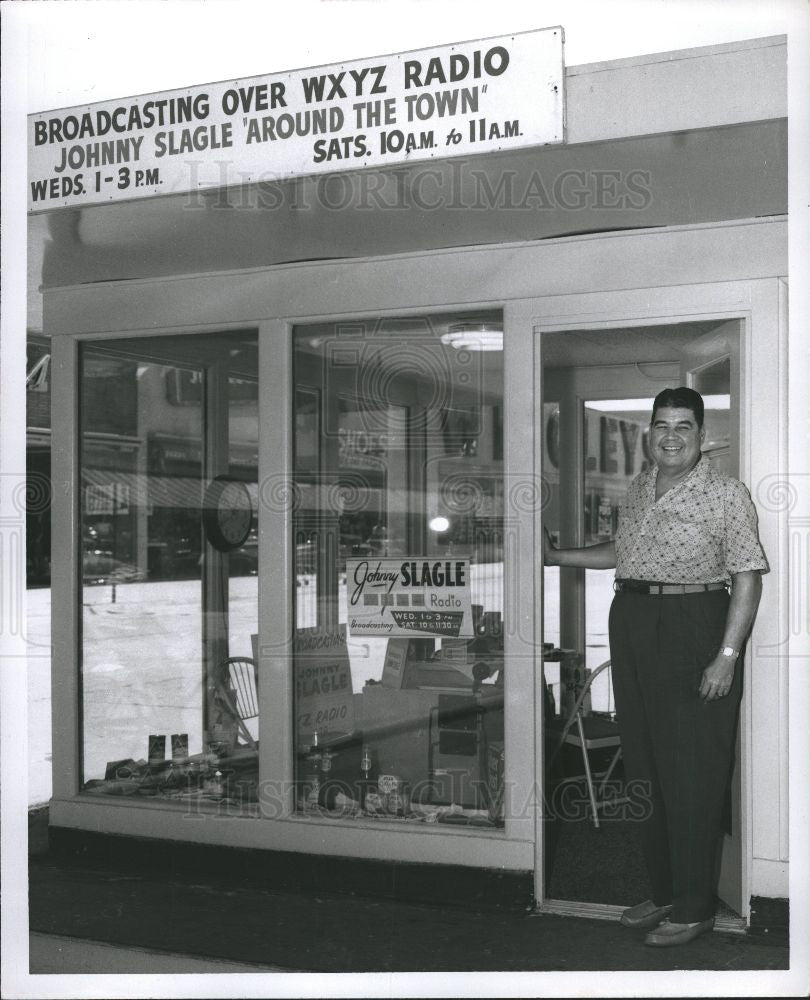 1967 Press Photo Johnny Slagle TV radio announcer - Historic Images