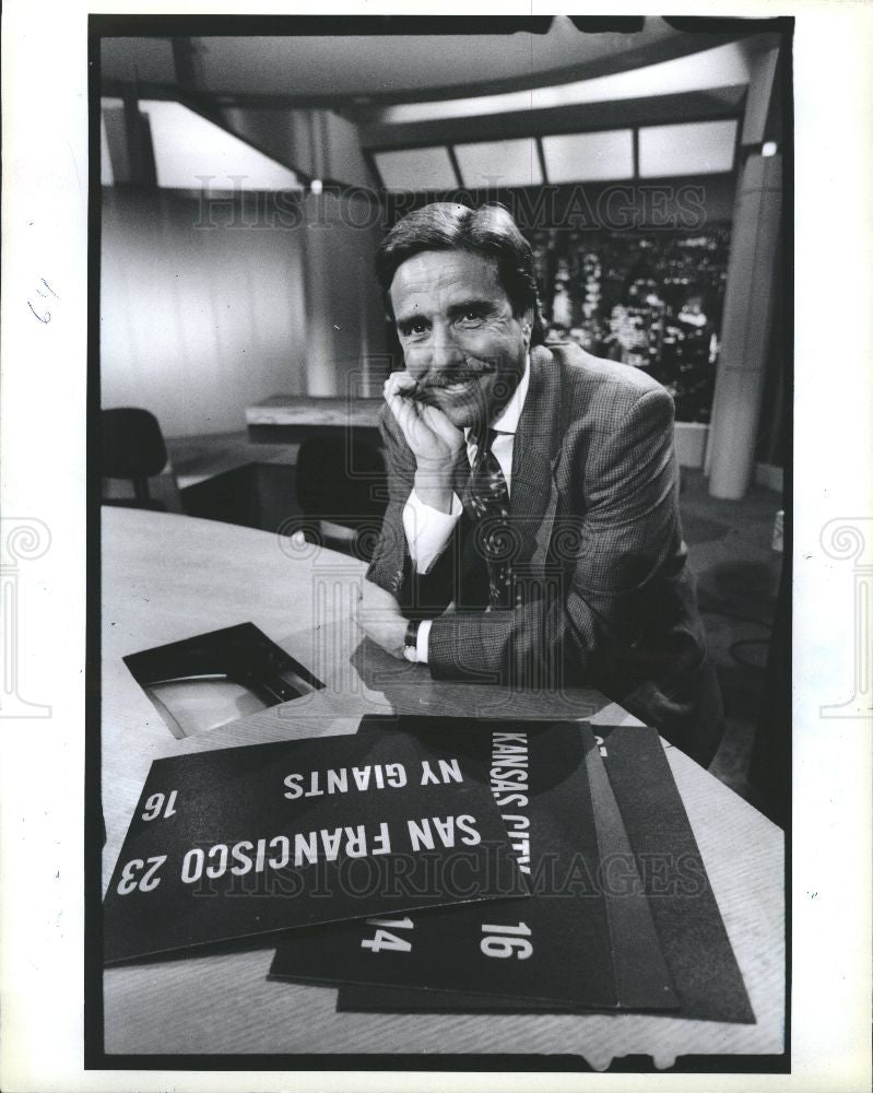 Press Photo Bernie Smilouitz - Historic Images