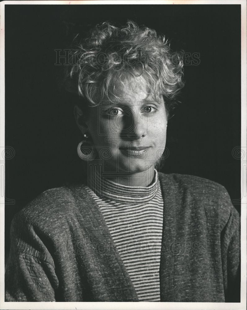 1988 Press Photo Lydia Smigielski - Historic Images