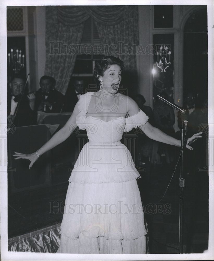1958 Press Photo Dorothy Sarnoff Actress - Historic Images