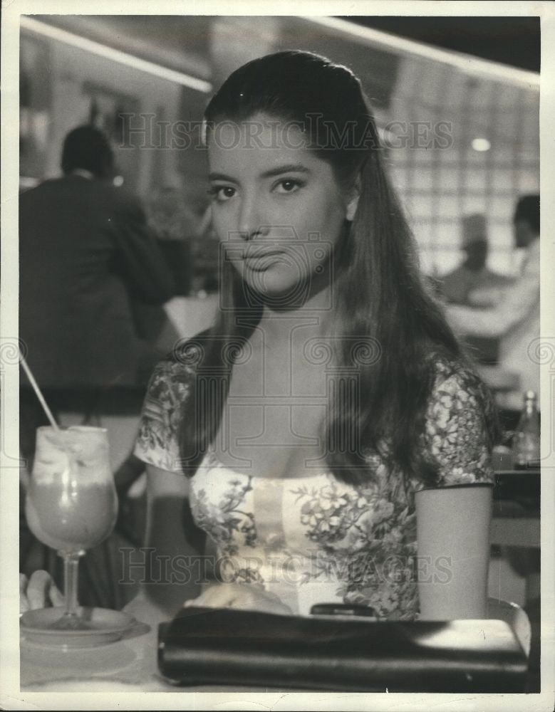 1959 Press Photo Jacqueline Sassard, actress - Historic Images