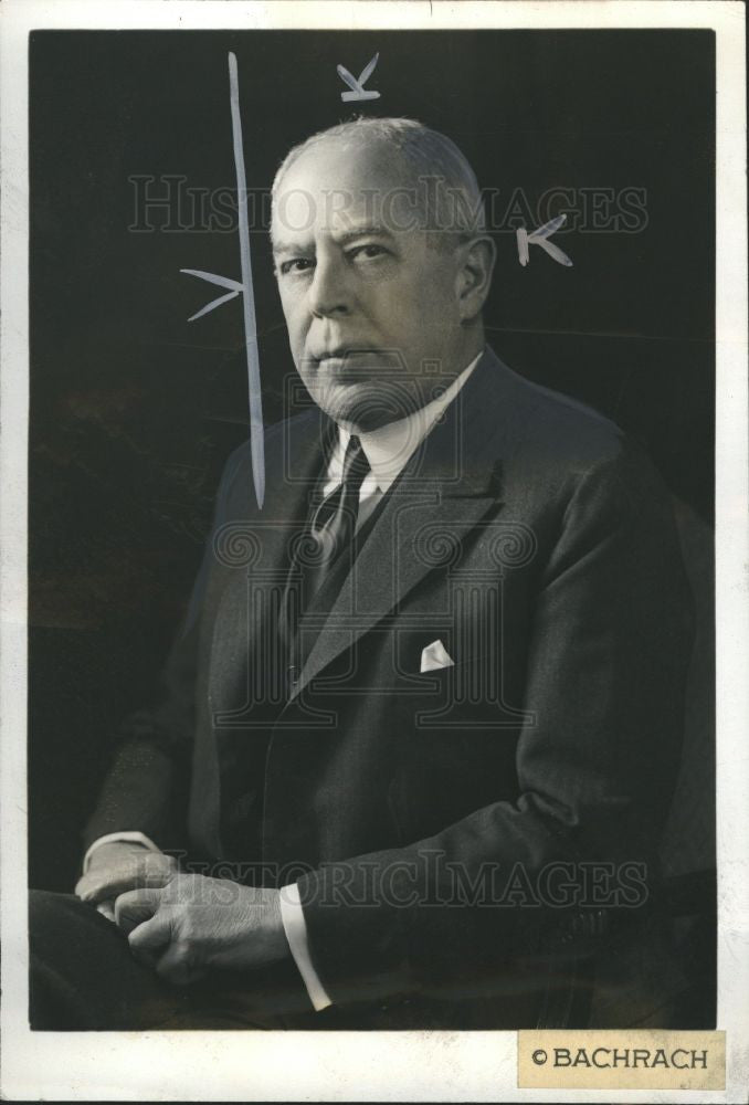 1948 Press Photo Henry Sanger Manufacturers Bank - Historic Images