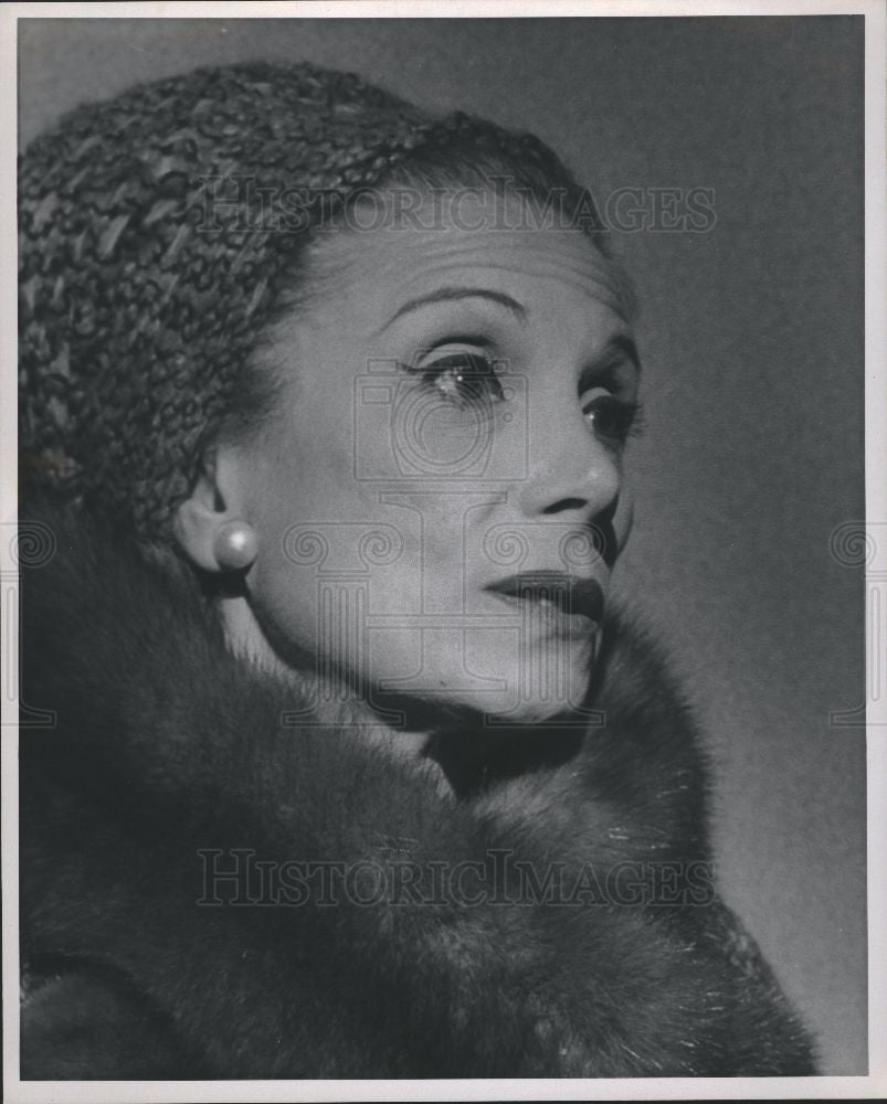 1967 Press Photo French Actress Dorothy Jannoff - Historic Images