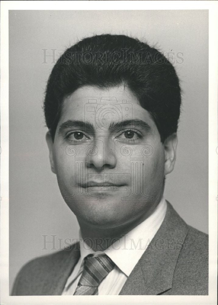 1989 Press Photo Joseph D. Sarafa - Historic Images