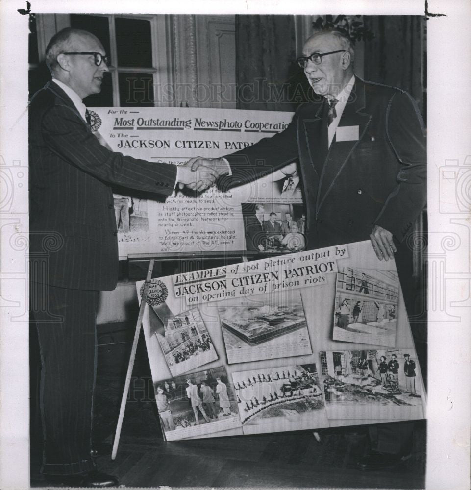 1952 Press Photo Carl M.Saunders Editor - Historic Images