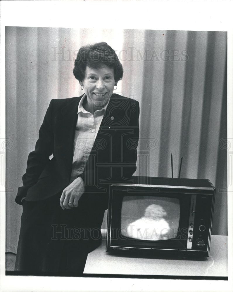 1982 Press Photo Elaine Saum Children's Television show - Historic Images