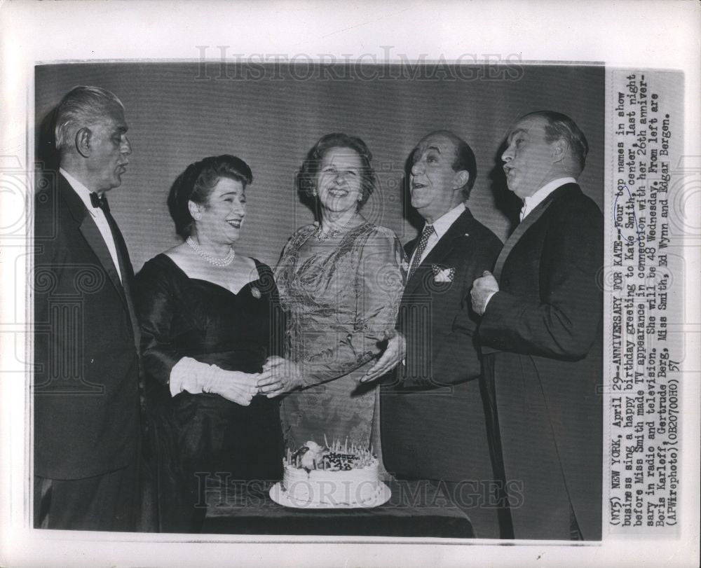 1957 Press Photo Kate Smith birthday celebration - Historic Images