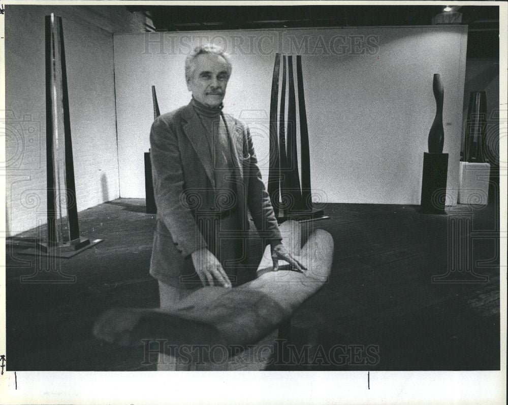 1984 Press Photo Alden Smith Sculpture - Historic Images