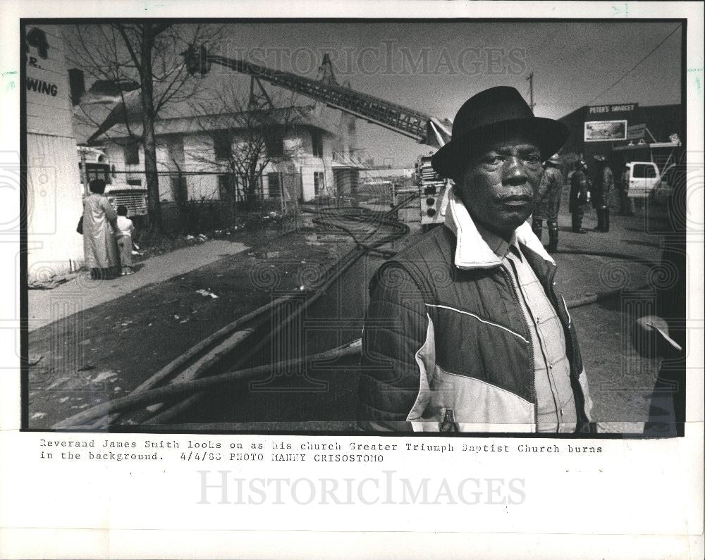 1988 Press Photo James Smith Greater Triumph Baptist - Historic Images