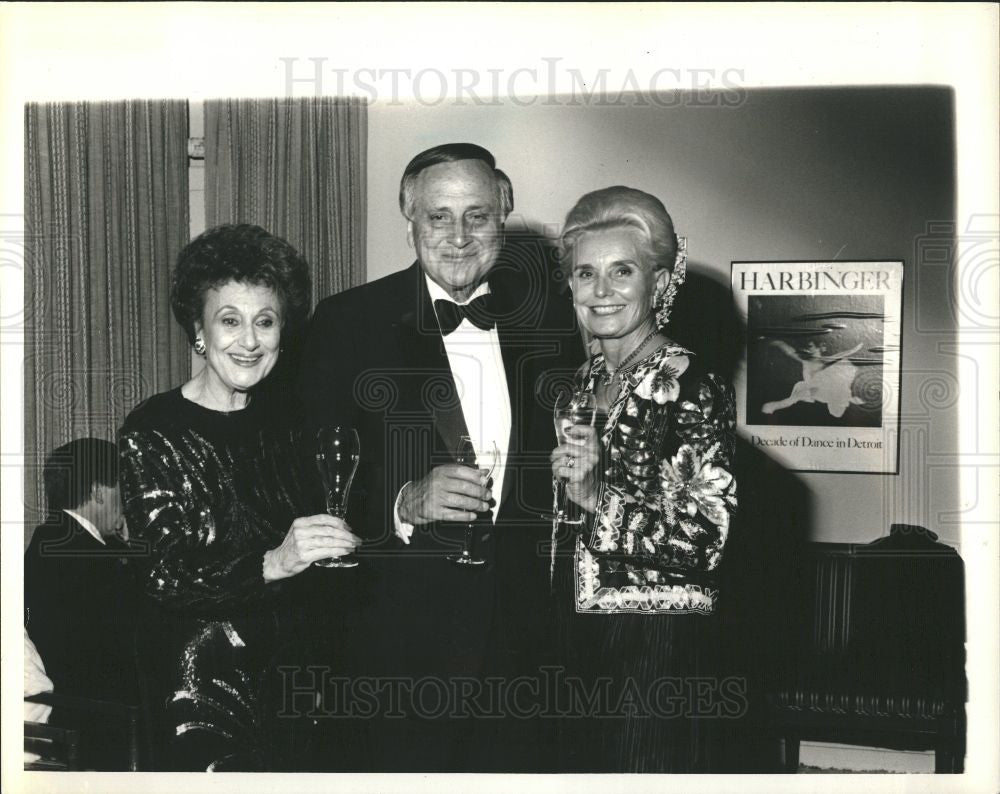 1987 Press Photo Shirley Eder - Historic Images