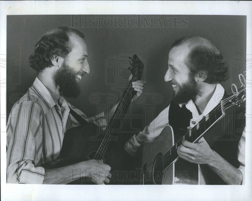 1983 Press Photo Sandor and Laszlo Slomovitz. - Historic Images