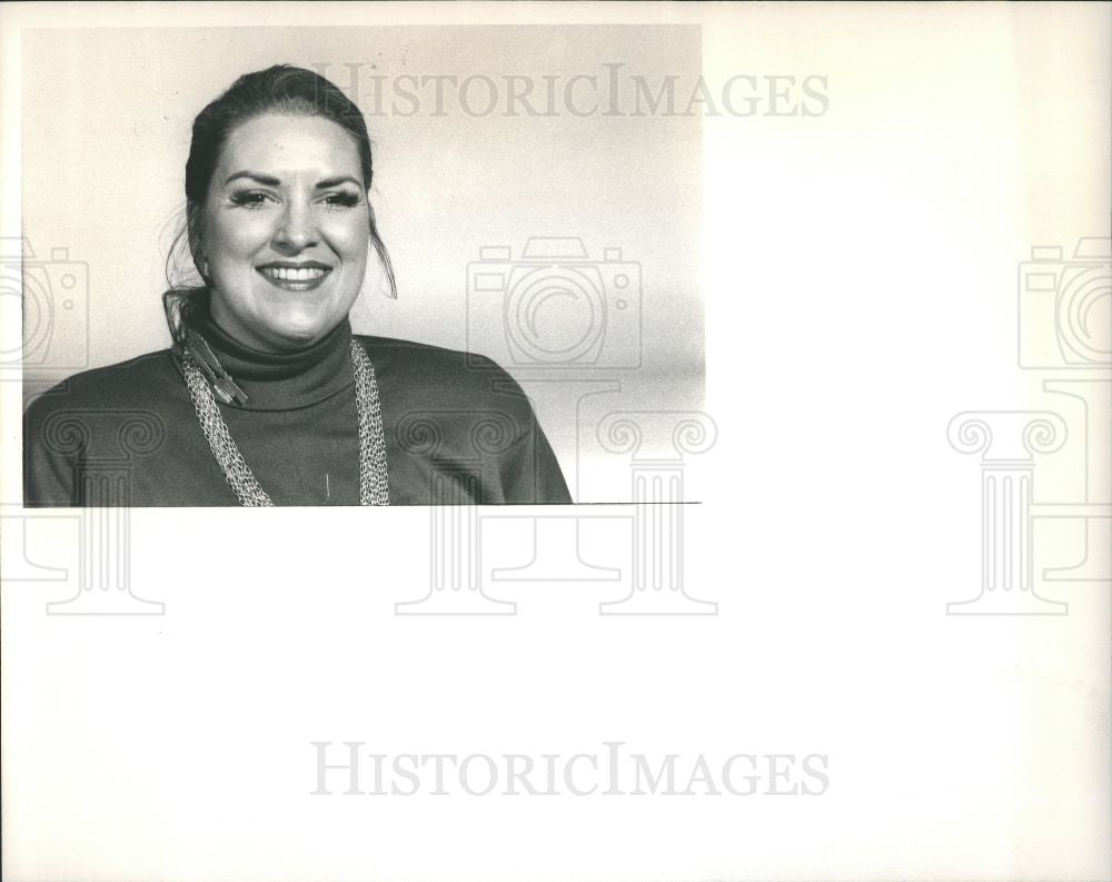 1939 Press Photo Jeanne Sarna - Historic Images