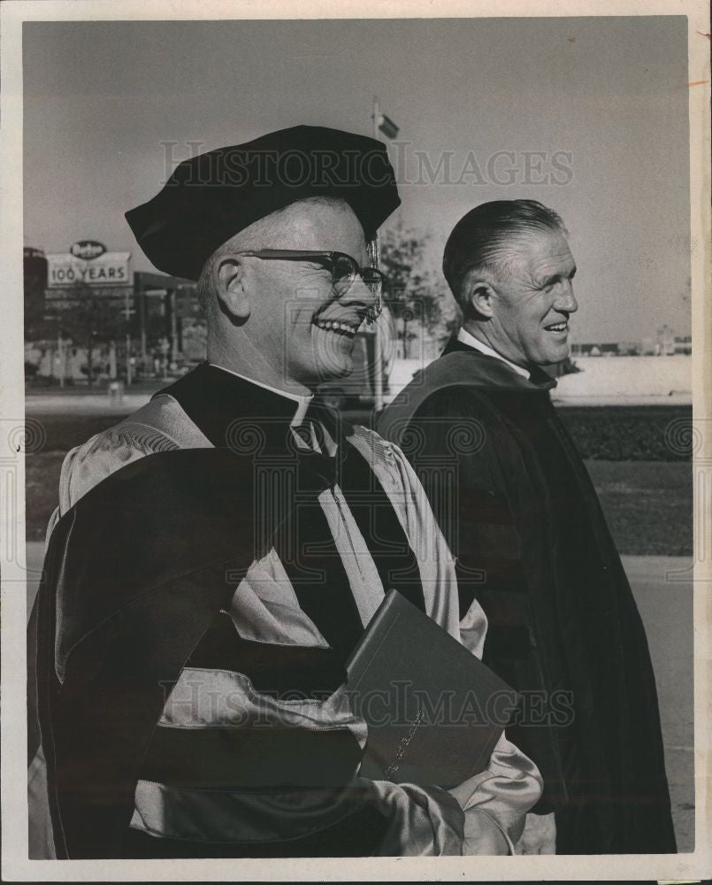 1966 Press Photo Fr. Carron - Historic Images