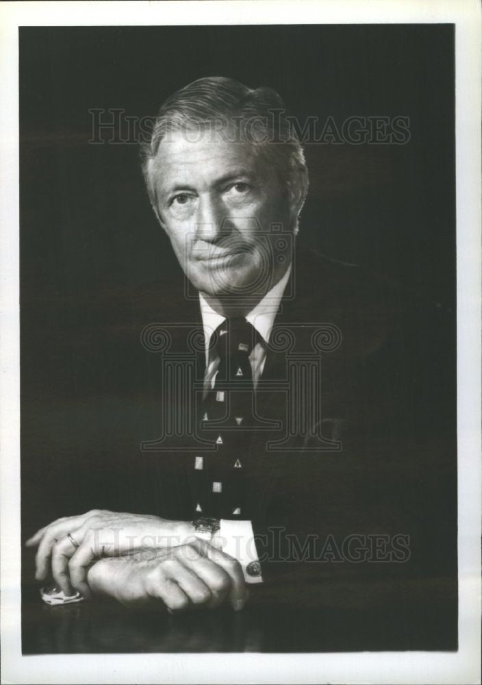 1986 Press Photo Roy D. Chapin Jr. - Director - Historic Images