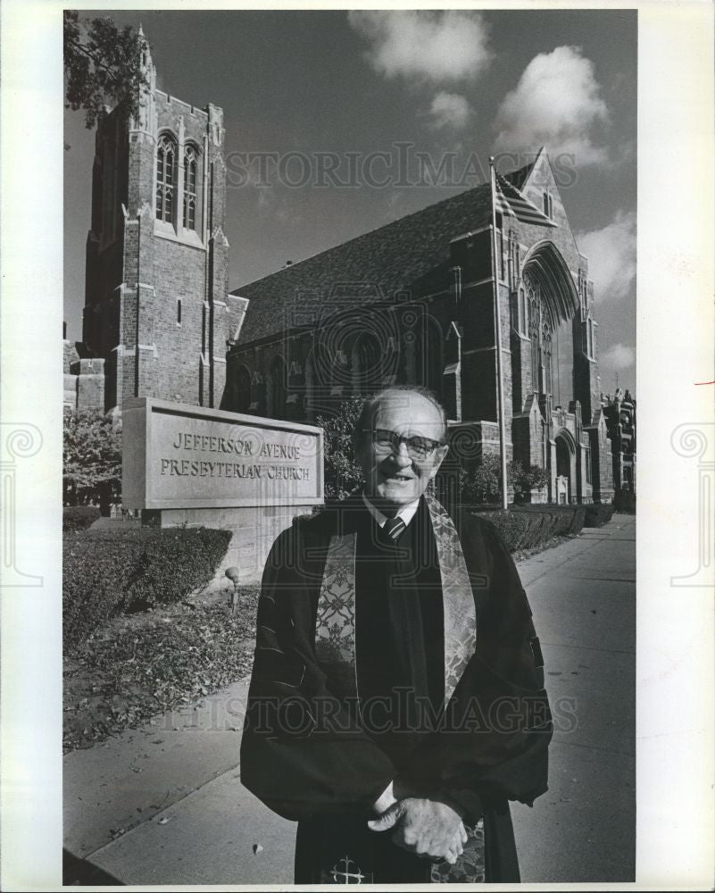 1980 Press Photo Rev. Allen A. Zaun Jefferson Ave - Historic Images