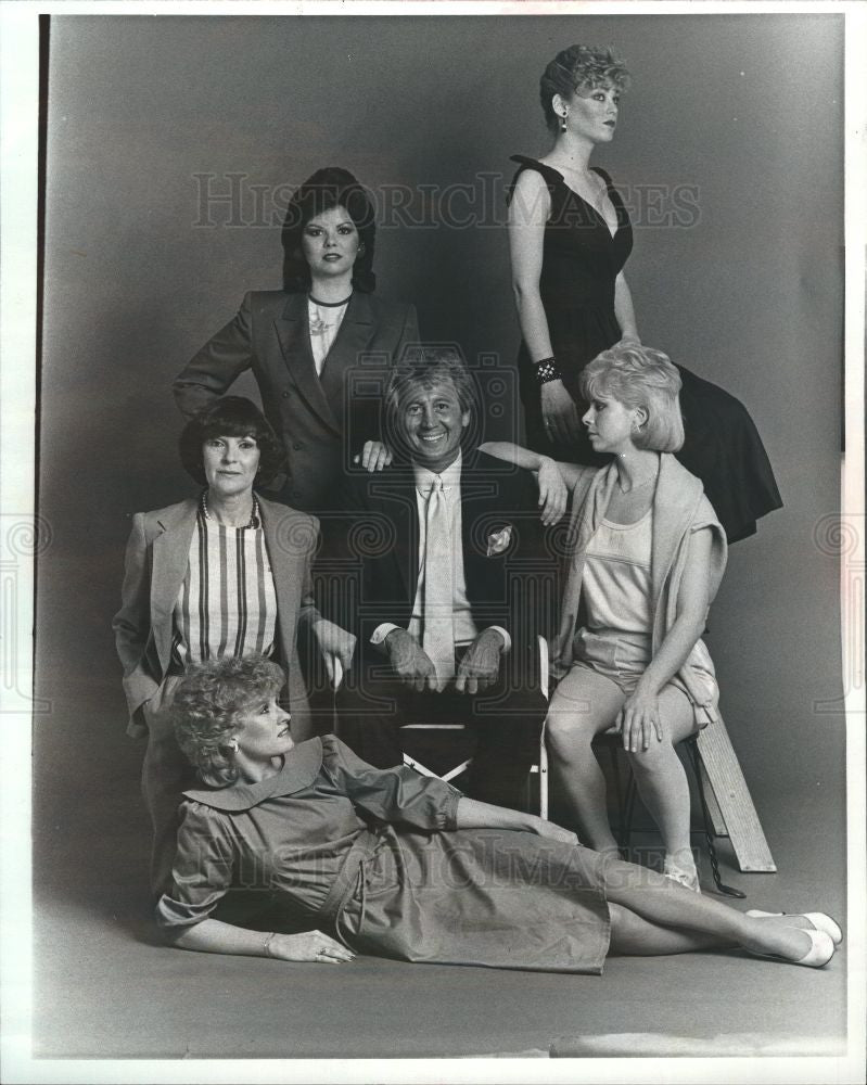 1983 Press Photo HAIRSTYLIST ARNOLD ZEGARELLI - Historic Images