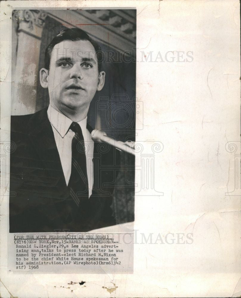 1968 Press Photo Ronald Louis Ziegler White House Nixon - Historic Images