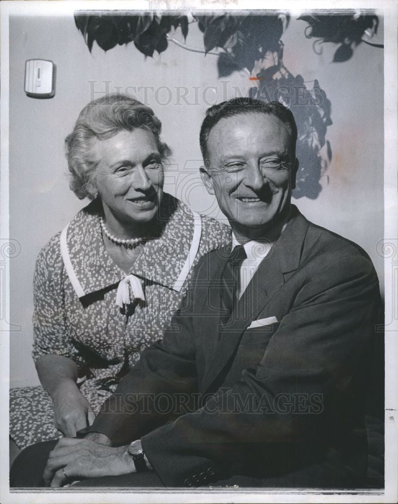 1959 Press Photo MR. &amp; MRS. FRED ZIUNEWAUES - Historic Images
