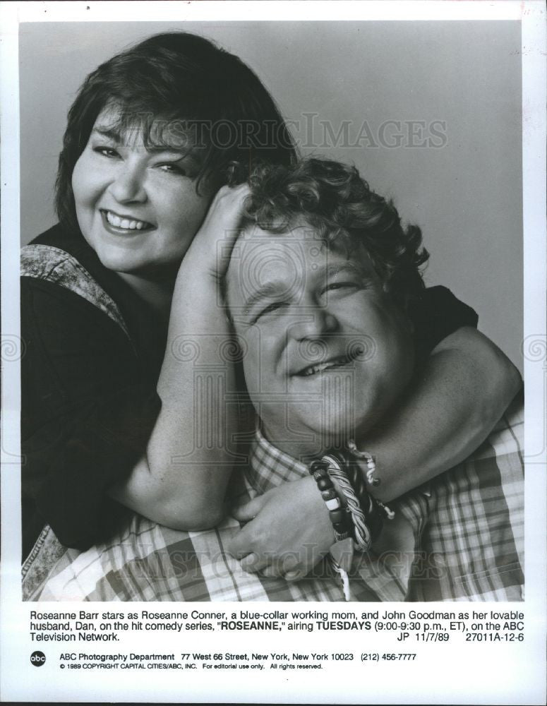 1989 Press Photo Roseanne Barr &amp; John Goodman - Historic Images