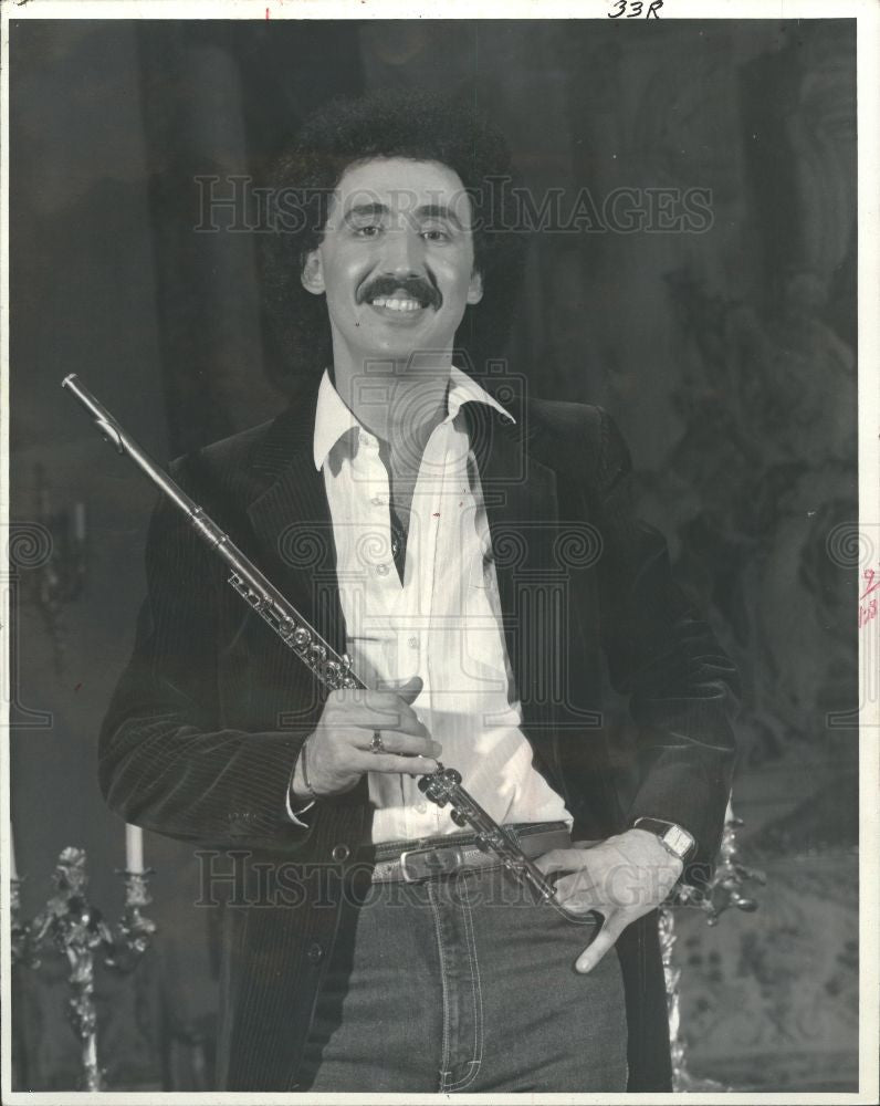 1988 Press Photo Alexander Zonjic  flutist light jazz - Historic Images