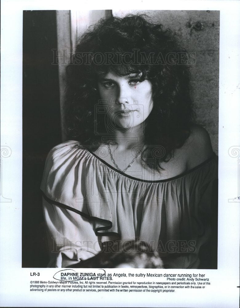 1988 Press Photo Daphne Zuniga Angela Last Rites MGM - Historic Images