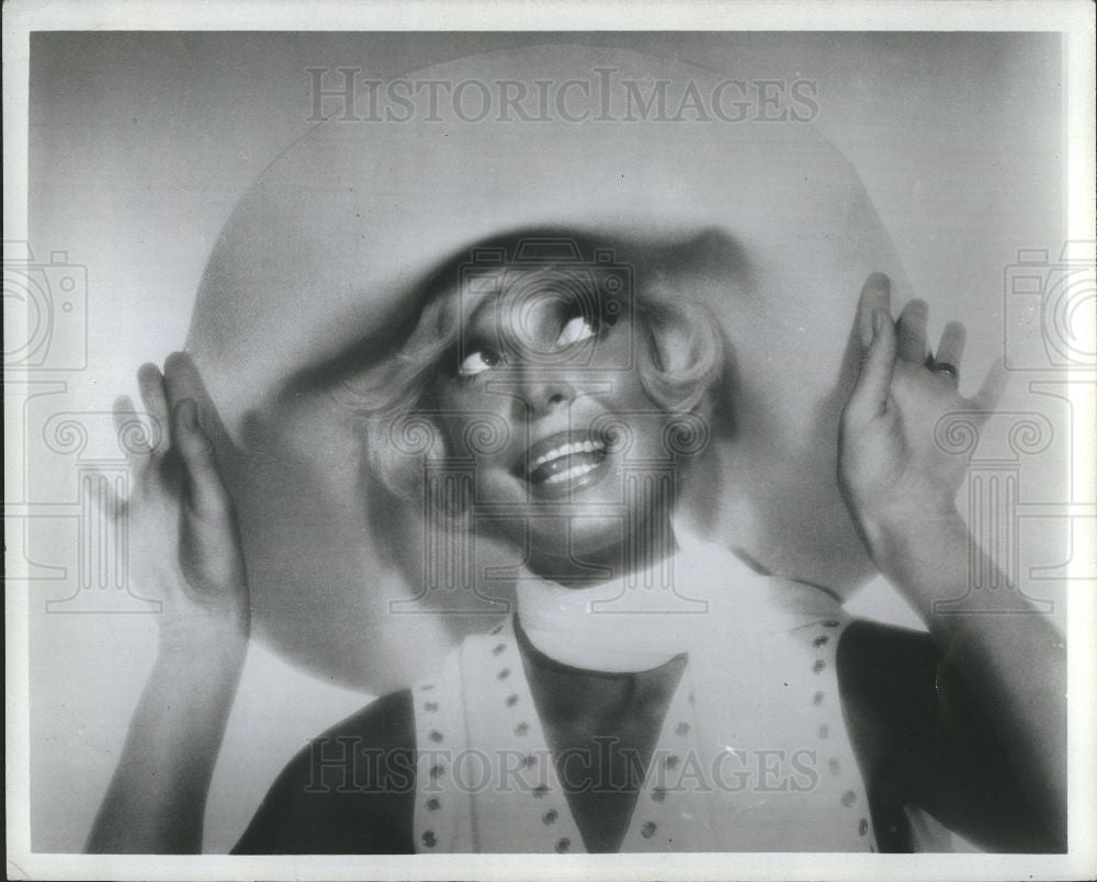 1972 Press Photo Carol Channing - Historic Images