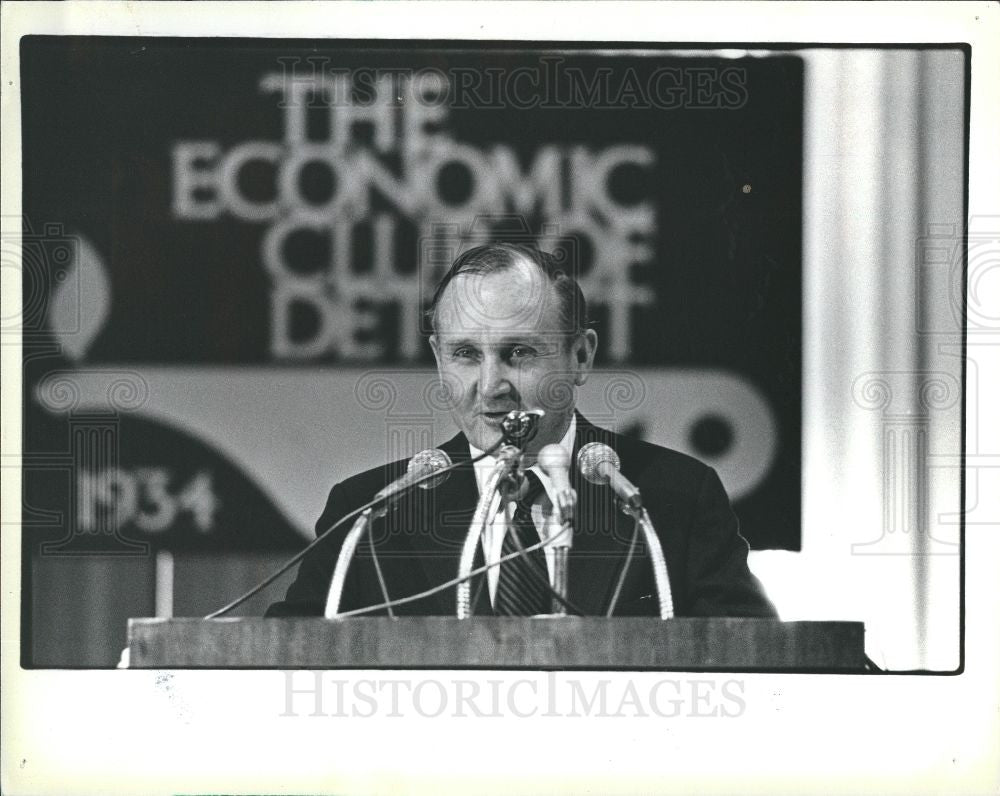 1985 Press Photo Alvah Chapman - CEO - Knight Rider - Historic Images