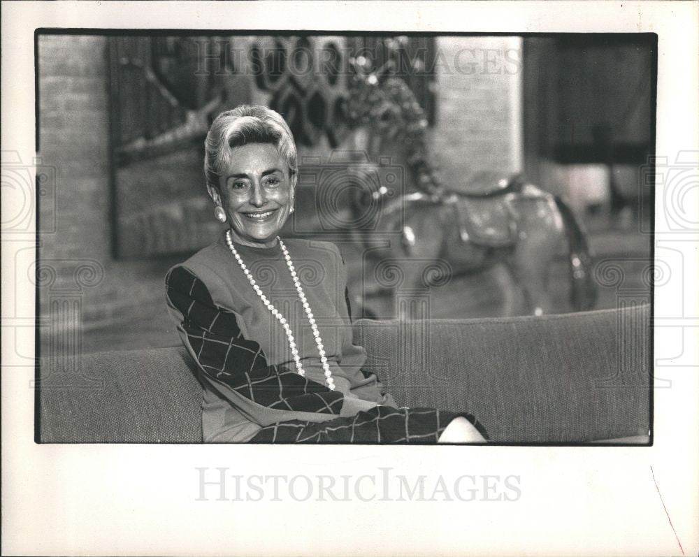 1989 Press Photo Claire Chambers Co-Chairwomen - Historic Images