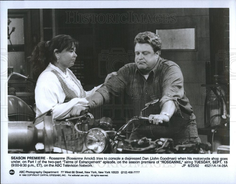 1992 Press Photo Roseanne Arnold John Goodman Premiere - Historic Images