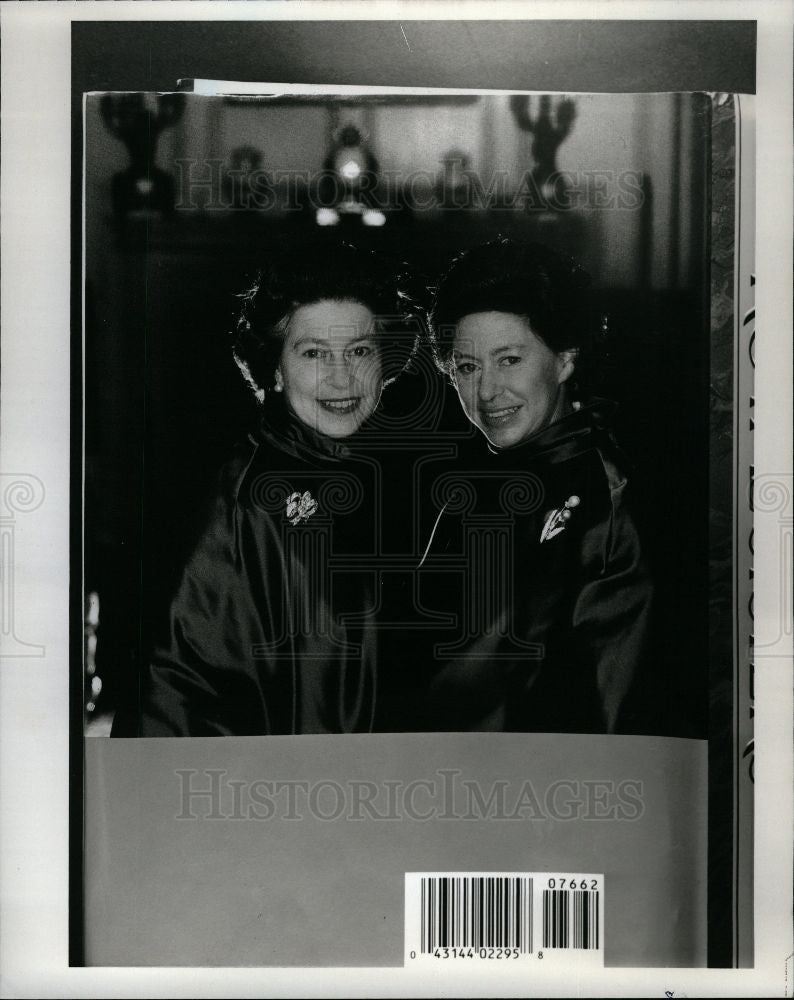 1990 Press Photo Royal Family Queen Elizabeth - Historic Images