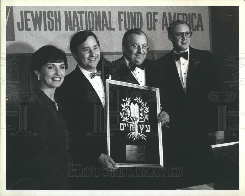 1990 Press Photo Jack Zwick Accountants - Historic Images