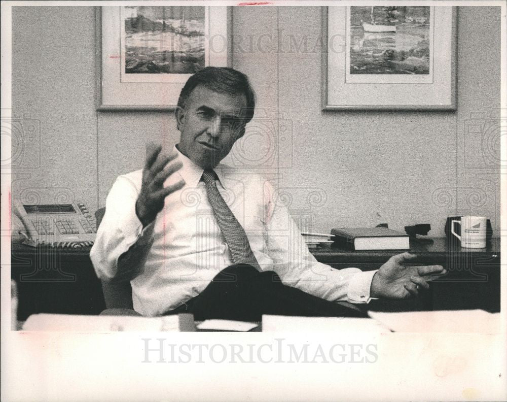 1988 Press Photo John M. Zrno Finance Committee - Historic Images