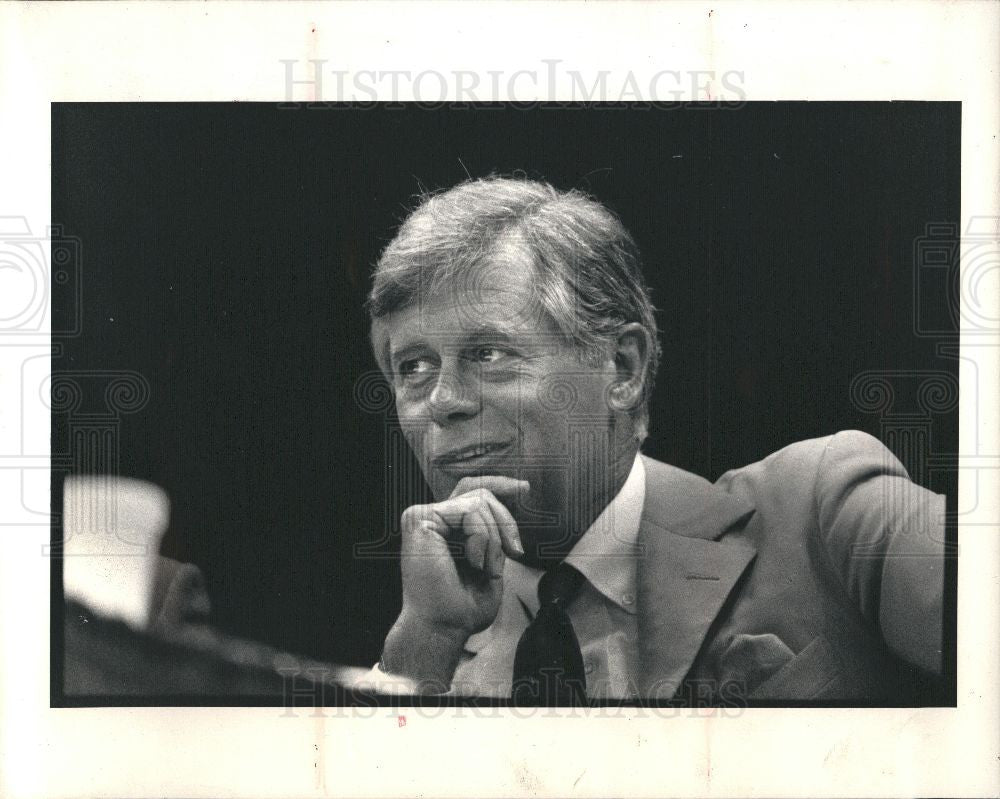 1987 Press Photo John Ziegler - Historic Images