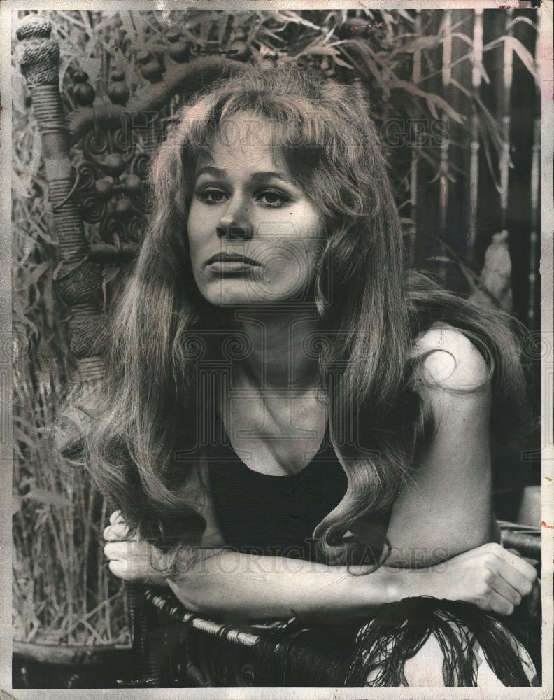 1974 Press Photo Karen Black Actress - Historic Images