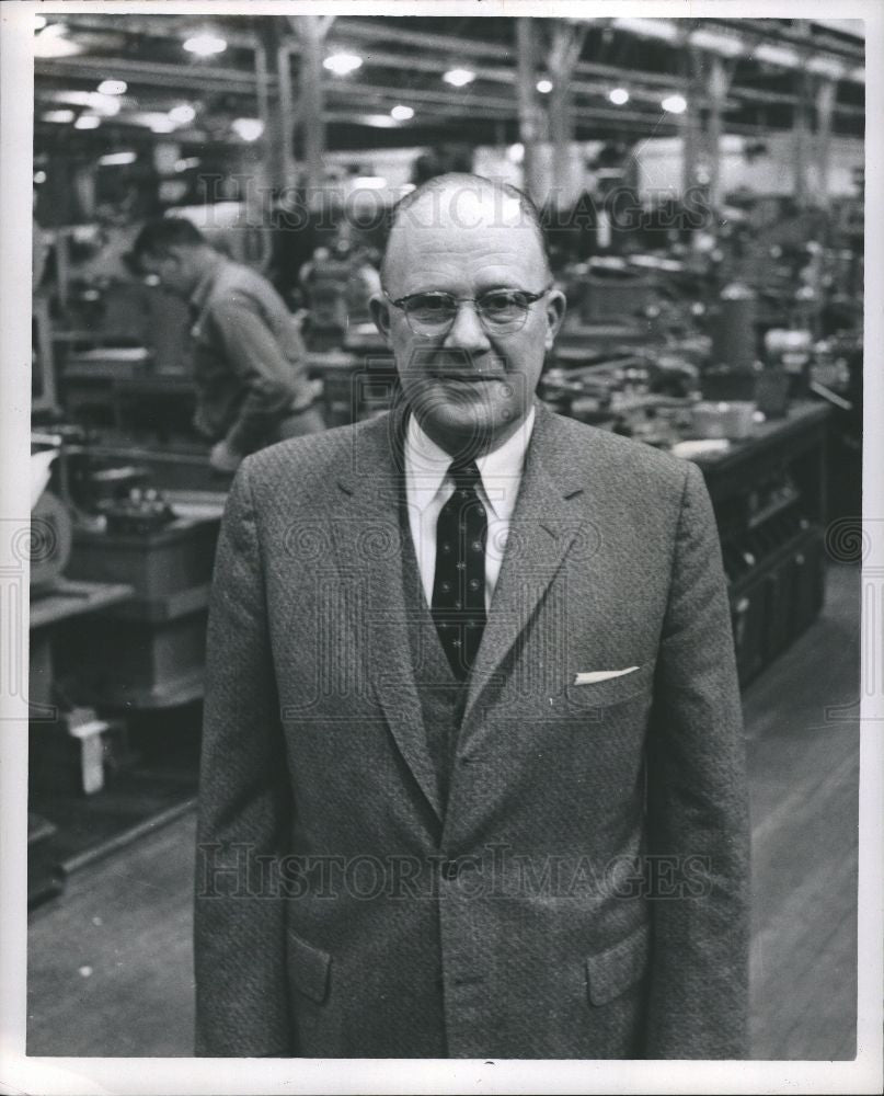 1961 Press Photo H. Glenn Bixby president Ex-Cello Corp - Historic Images