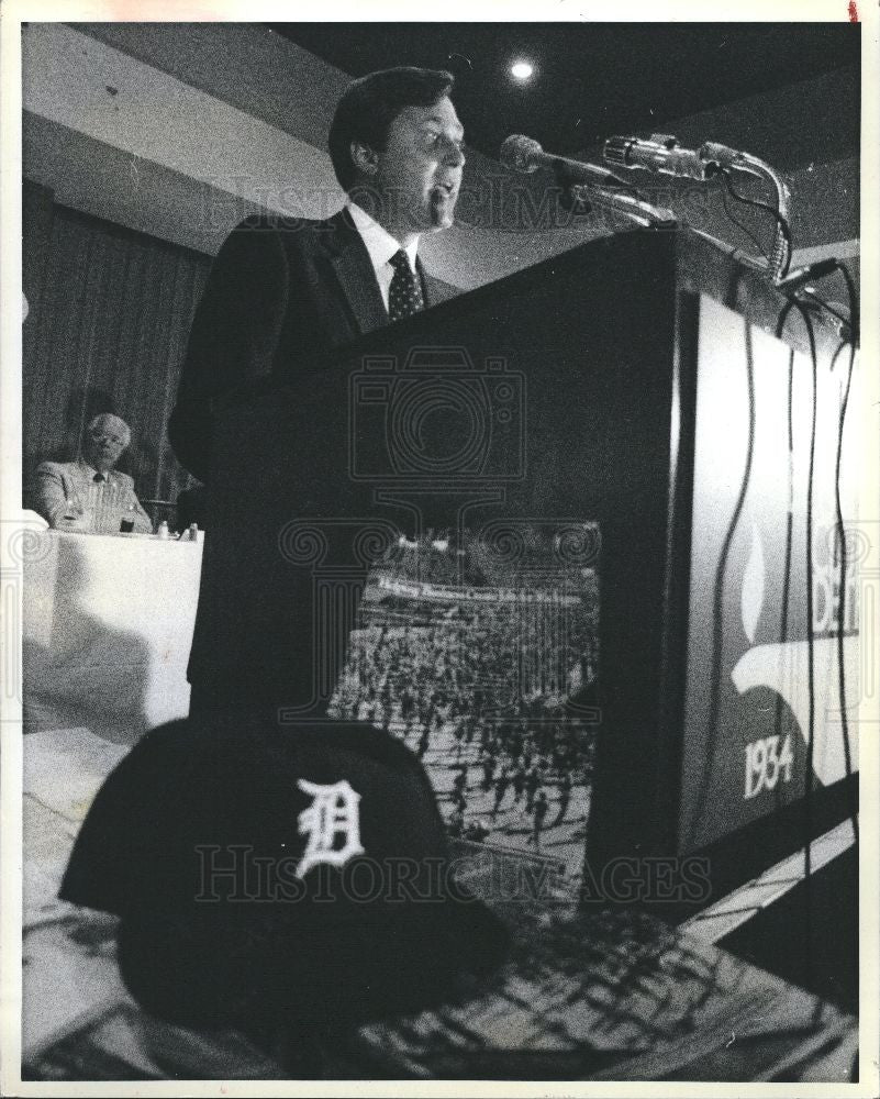 1984 Press Photo JAMES BLANCHARD, GOVERNOR, DEMOCRAT - Historic Images