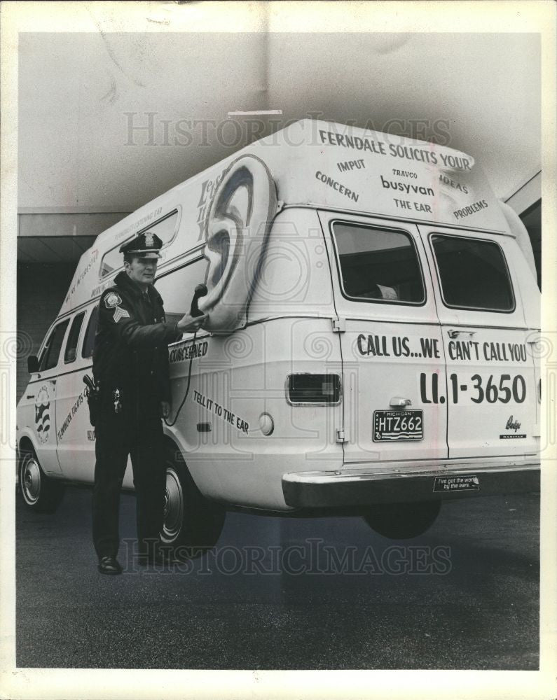 1977 Press Photo Crime Prevention - Historic Images