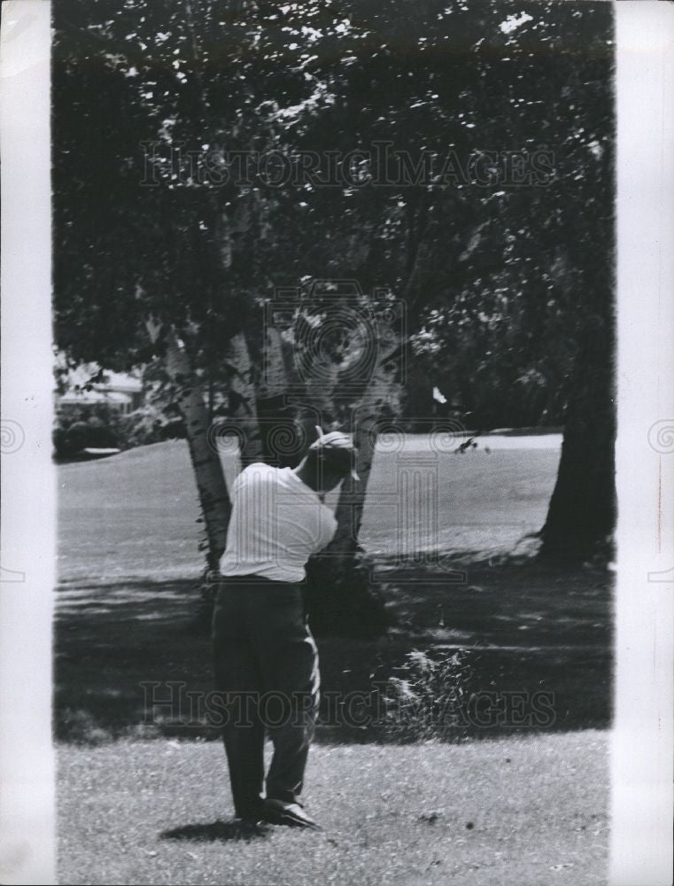 1958 Press Photo Melvin Bud Stevens Detroit Golf Golfer - Historic Images
