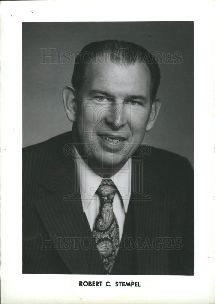 1985 Press Photo Robert C Stempel VP GM Overseas Ops - Historic Images