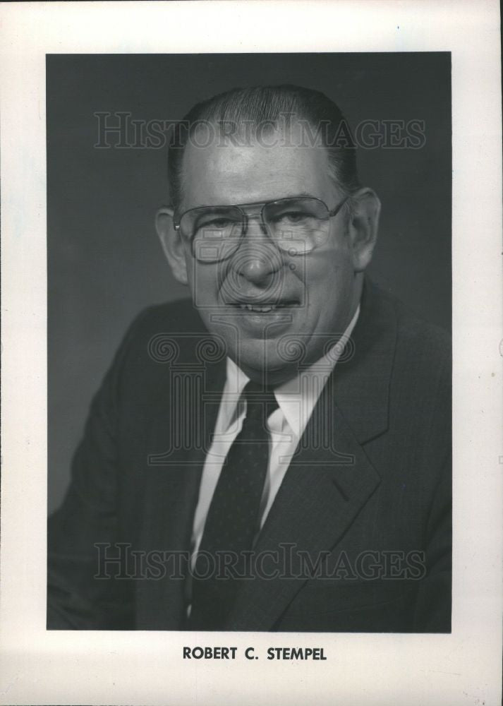1989 Press Photo Robert C Stempel GM President Motors - Historic Images