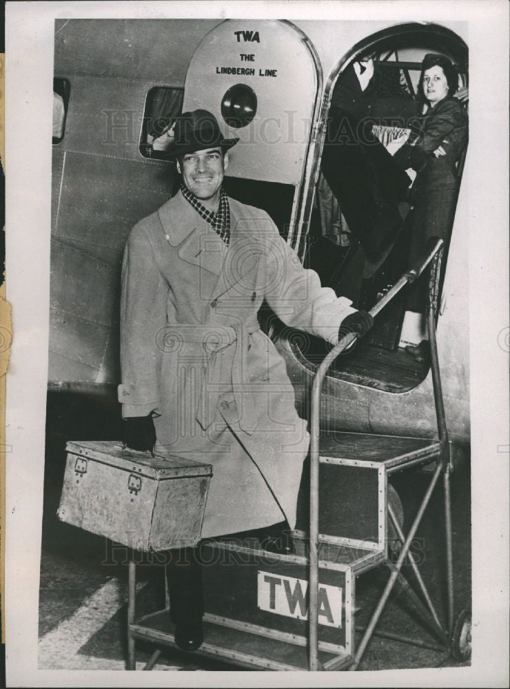 1937 Press Photo John Trent pilot acter - Historic Images