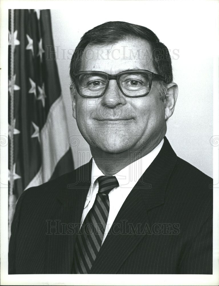 1990 Press Photo Jerome bob Traxler politician Michigan - Historic Images