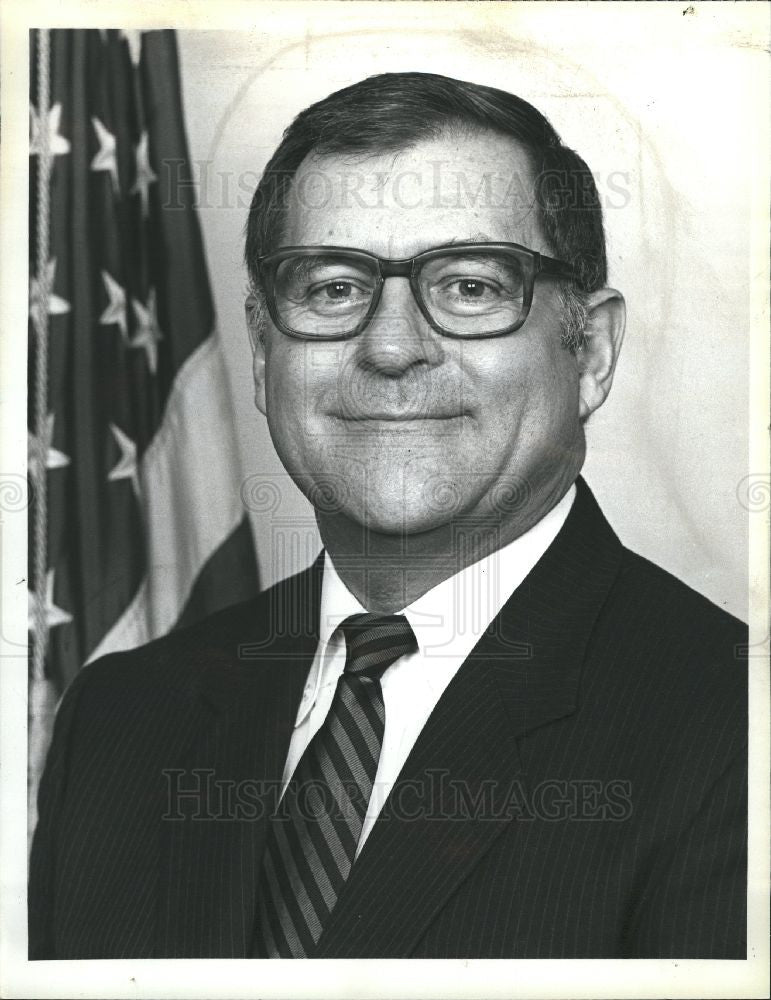 1990 Press Photo Bob Traxler politician Michigan U.S - Historic Images