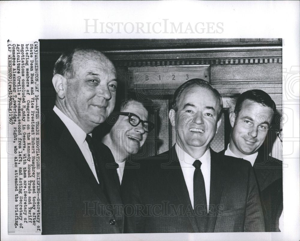 1967 Press Photo Hubert Humphrey Dean Rusk Al Towbridge - Historic Images