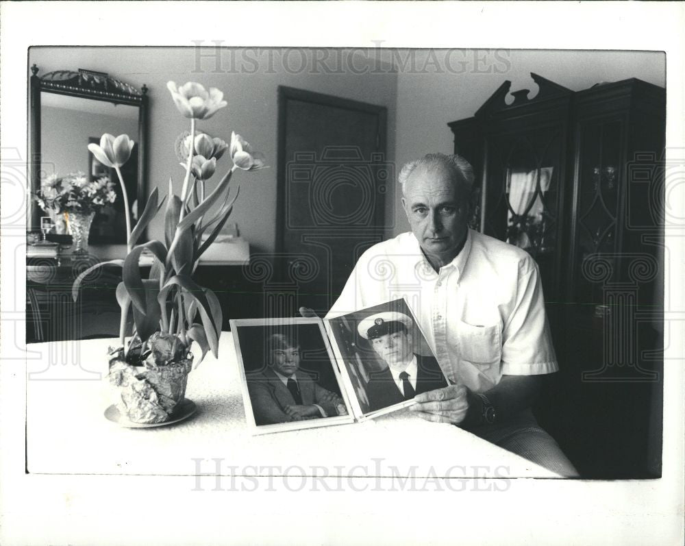 1981 Press Photo William Paul Trerice Navy death Easter - Historic Images