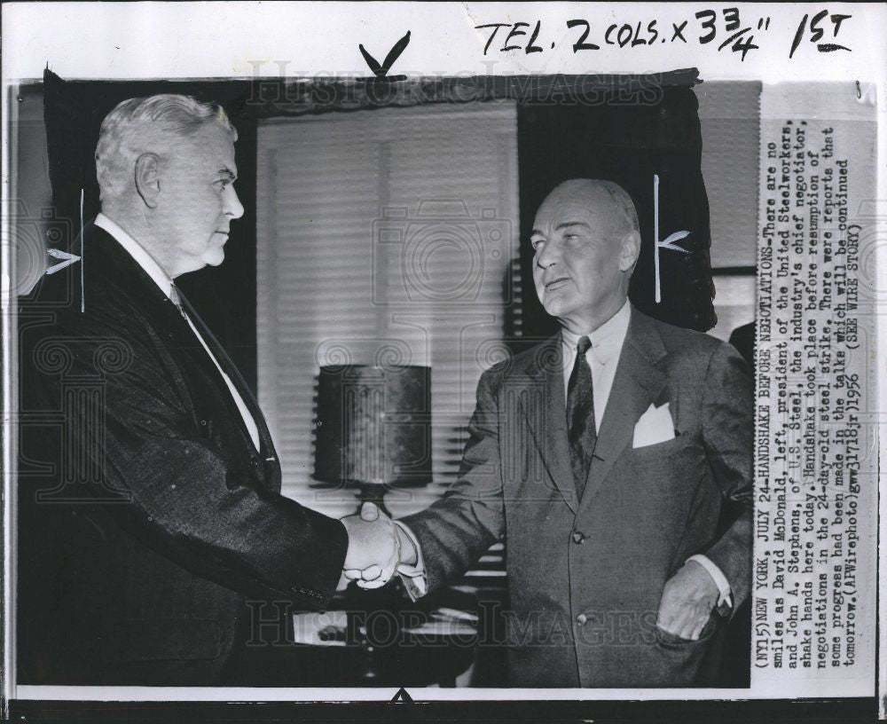 1956 Press Photo negotiation david mcdonald john stephe - Historic Images